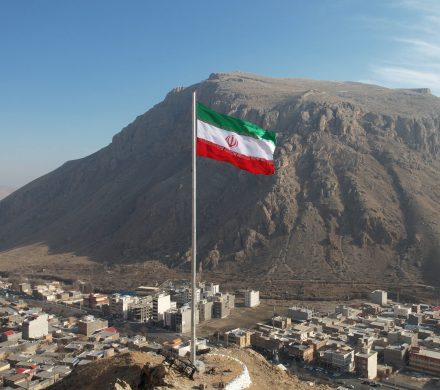 پرچم پر افتخار ایران در ارتفاعات ماکو